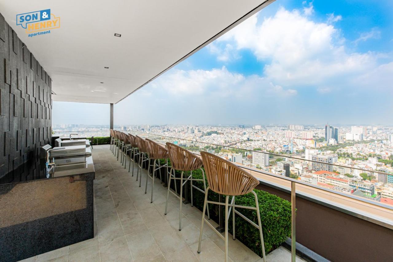 Căn hộ The Marq Luxury Dist 1 *