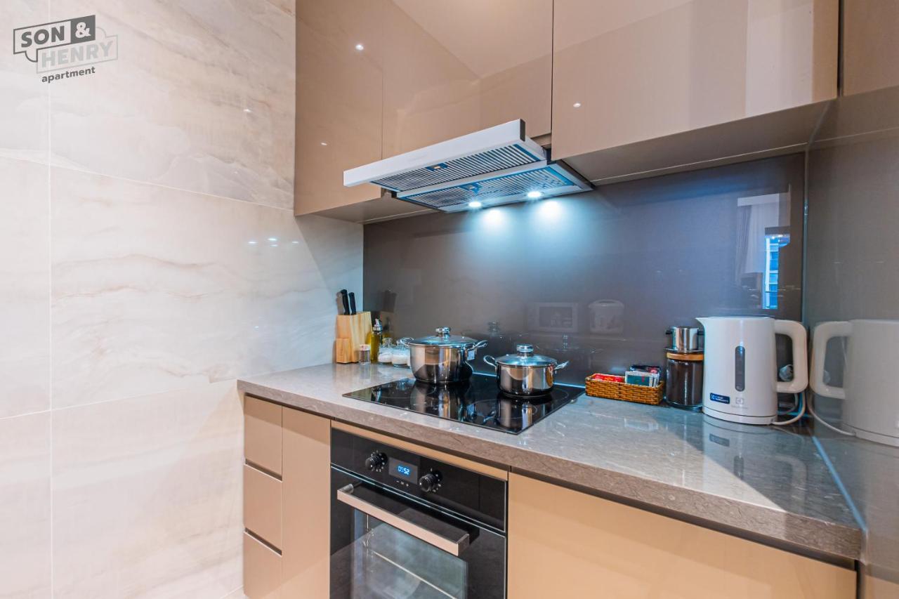 Căn hộ The Marq Luxury Dist 1 *